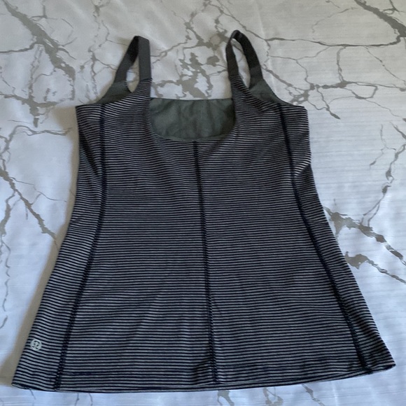 Lululemon Athletica Tank Top Size 6 - Picture 7 of 9